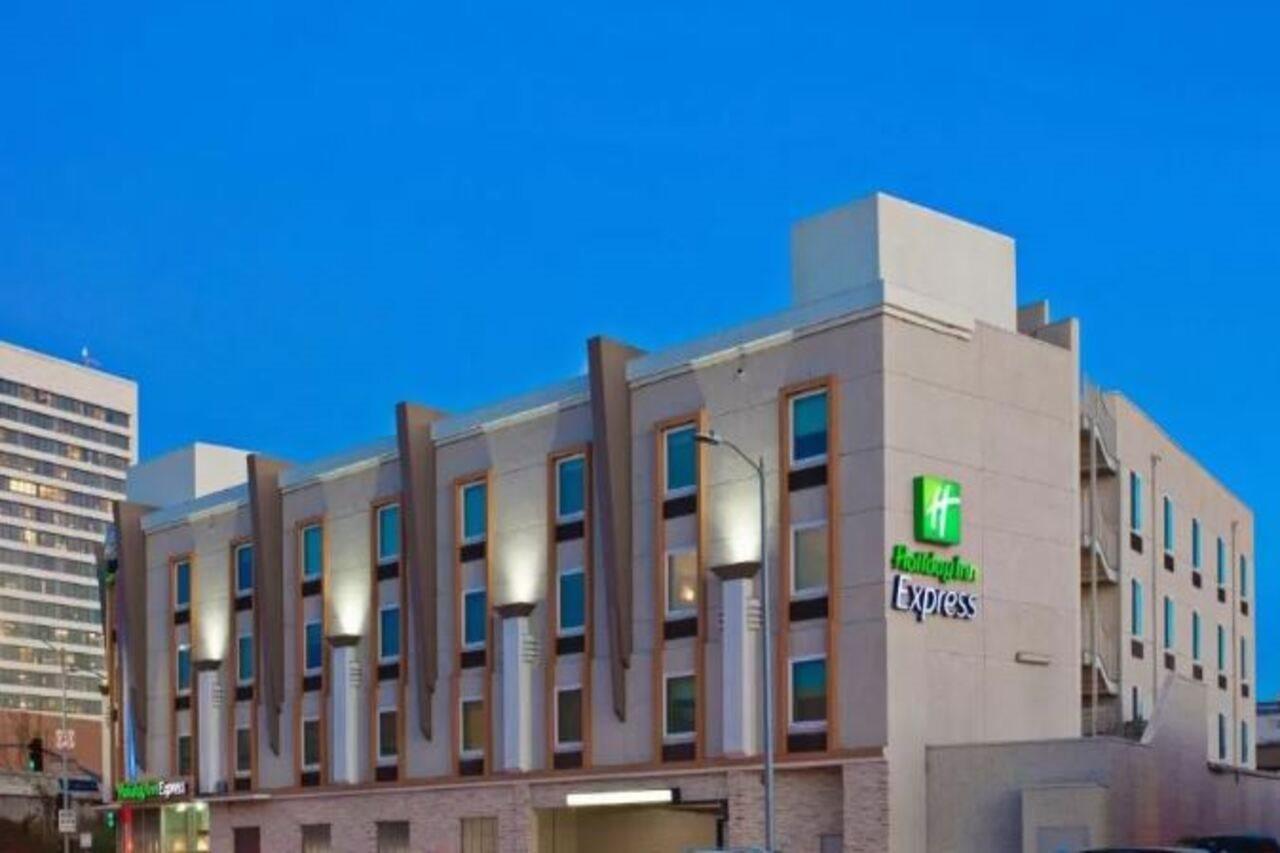 Express West Angeles By Ihg Los Angeles